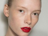 23-best-beauty-looks-from-spring-2016-runways-youd-love-to-try-15