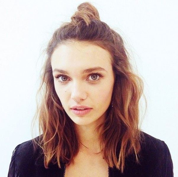 Picture Of work hairstyles that are office appropriate yet not boring  11