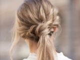 23-work-hairstyles-that-are-office-appropriate-yet-not-boring-14