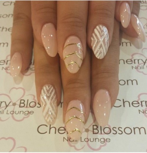 Cool Nude Nails That Are Nowhere Near Boring