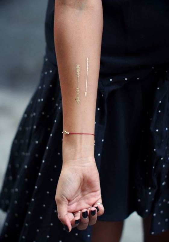 Trendy and shiny metallic flash tattoos to try  16