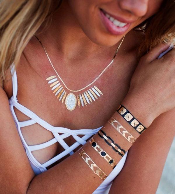 Trendy and shiny metallic flash tattoos to try  23