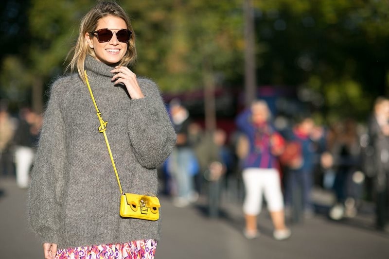 Tips and 17 cool examples on how to style a statement bag for fall  5
