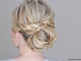 31-chic-and-pretty-christmas-hairstyles-ideas-11