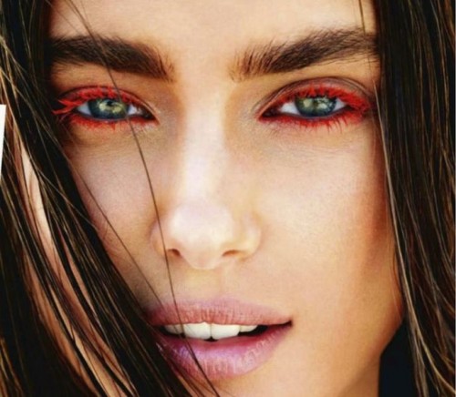 Rules To Wear Colored Mascara Right Now