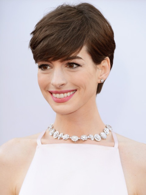 Adorable Ways To Style Short Hair