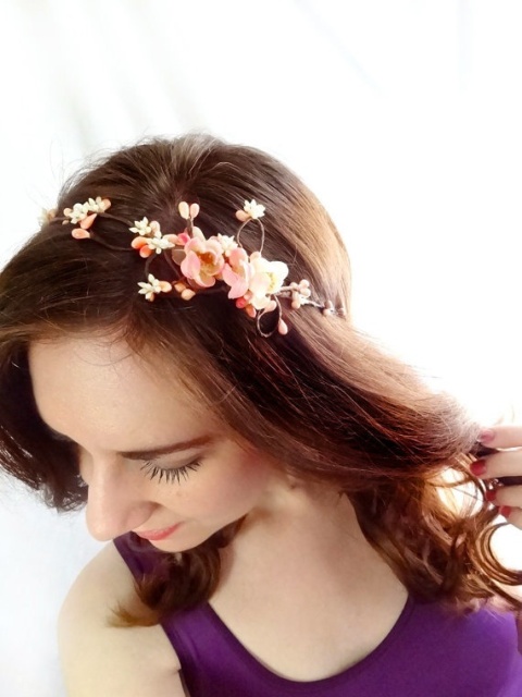 9 Stylish Floral Hair Accessories For This Summer