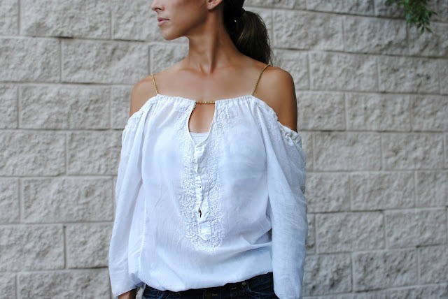 Cute And Delicate DIY Top From Men's Shirt