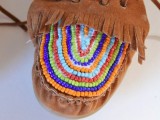 DIY Excellent Beaded Moccasins8