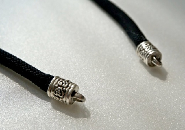 DIY Posh Ringed Cord Necklace 4
