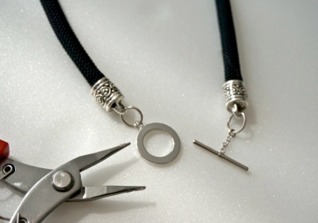 DIY Posh Ringed Cord Necklace 5