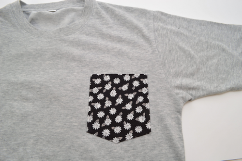 DIY Super Stylish T Shirt With A Simple Secret