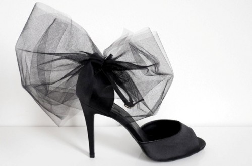 Black Tulle DIY Bow Heels To Make A Statement