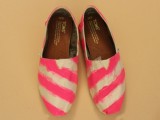 Funny DIY Neon Stripe Shoes5