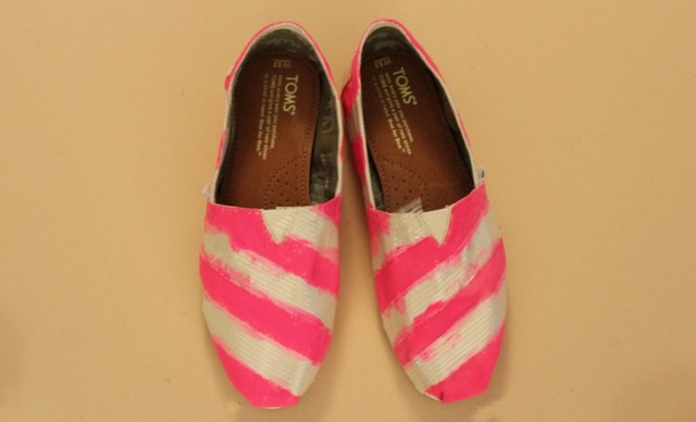 Funny DIY Neon Stripe Shoes 5