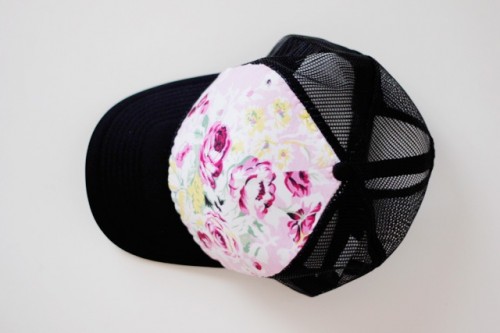 Girlish DIY Floral Trucker Hat To Rock