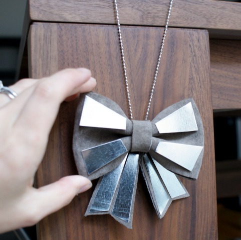 Girlish DIY Leather And Metal Bow Necklace