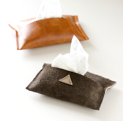 Picture Of Necessary DIY Leather Travel Tissue Pouch 2