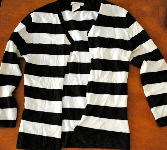 Original And Fabulous DIY Cutout Striped Shirt 2