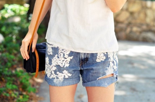 Adorable DIY Lace Jean Shorts