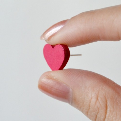 Amazing DIY Heart Earrings From Paper