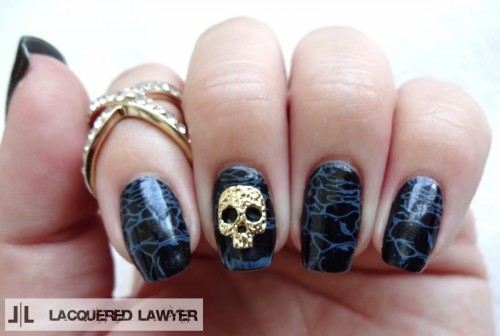 Awesome DIY Dark Waters Nail Art For Halloween