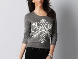 awesome-holiday-sweaters-for-every-girl-17