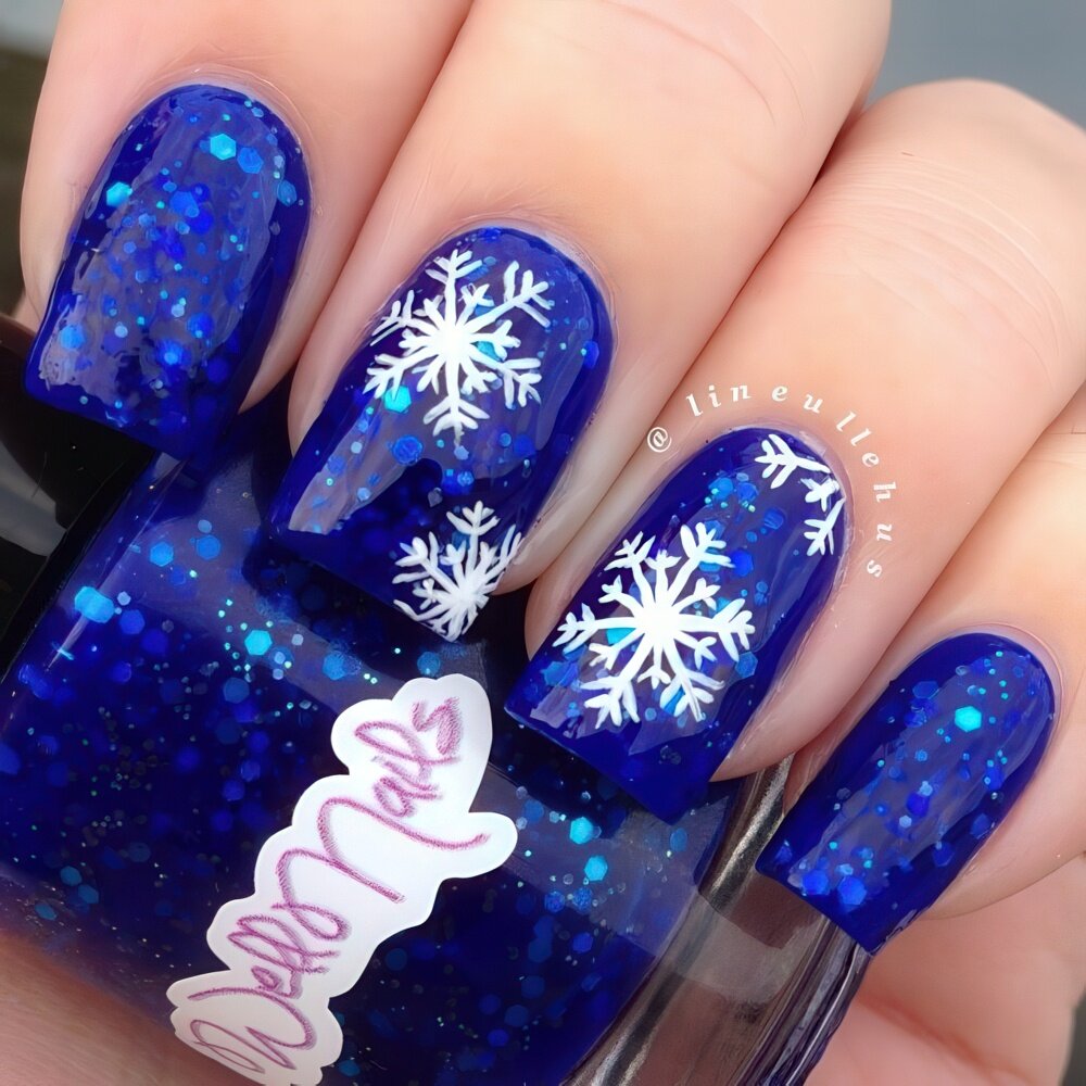 Awesome winter nail art ideas  9