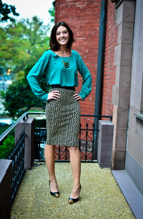 24 Beautiful Turquoise And Teal Work Outfits For Girls - Styleoholic