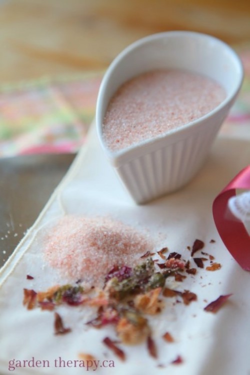 Relaxing DIY Himalayan Pink Salt Scrub With Essential Oils