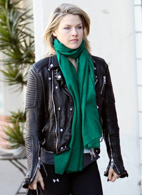 Celebrities Fall Looks With A Scarf