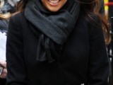 celebrities-fall-looks-with-a-scarf-3