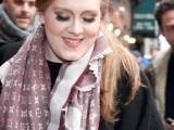 celebrities-fall-looks-with-a-scarf-4