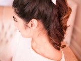 charming-diy-parisian-ponytail-for-a-cozy-christmas-party-1