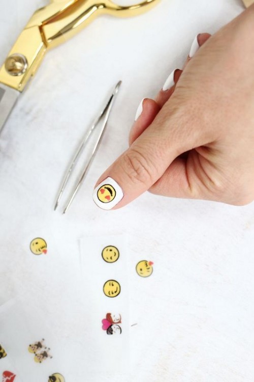 Cheeky And Fun DIY Emoji Nail Art To Try