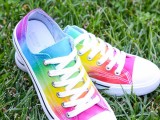 cheerful-diy-rainbow-tie-dye-shoes-3
