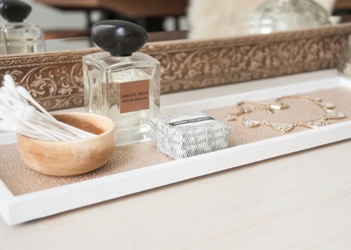Chic And Easy DIY Golden Cosmetic Tray