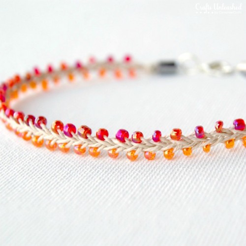 braided bead anklet (via craftsunleashed)