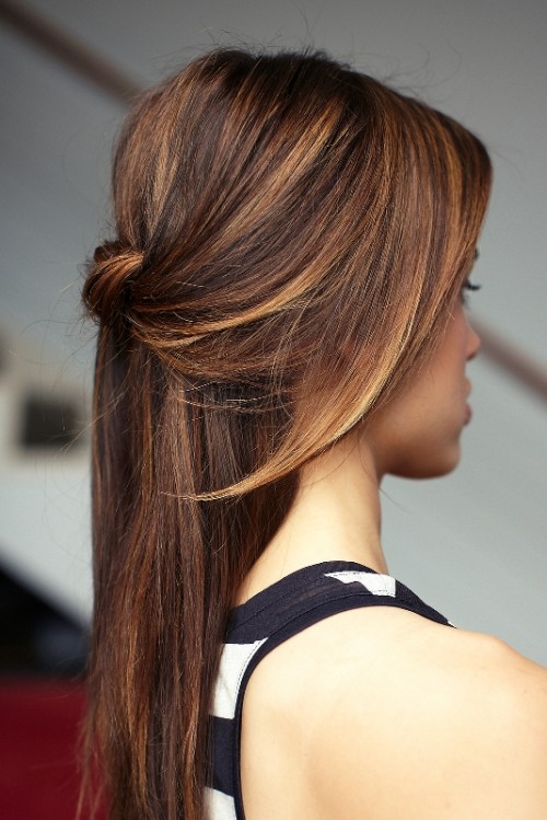 Chic DIY Cascading Knotted Half Updo