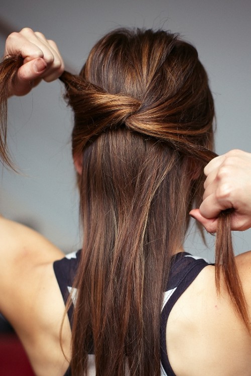 Chic DIY Cascading Knotted Half Updo