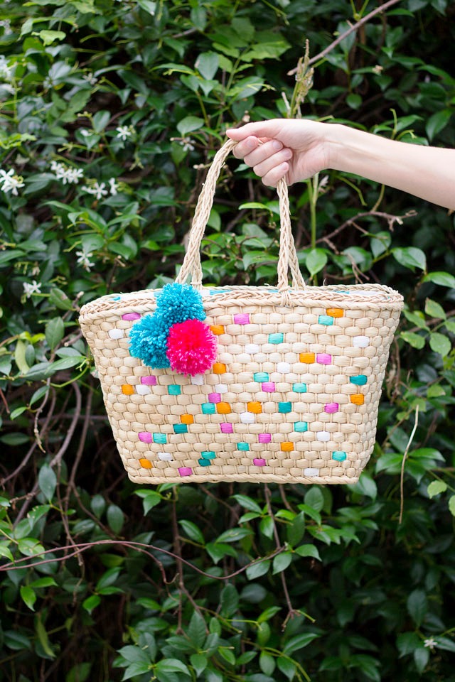 Picture Of colorful diy painted straw tote bags  1