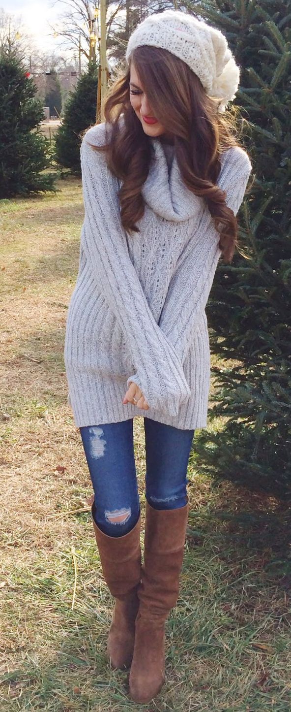 Comfy and cozy oversized sweater outfits for fall  15