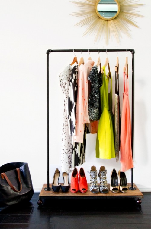 Cool DIY Garment Rack To Display Your Favorite Accessories