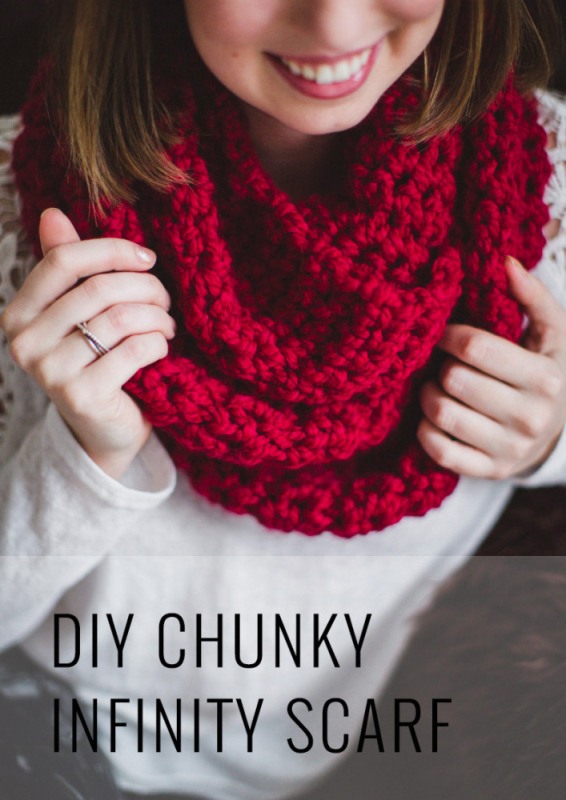 Picture Of cozy diy chunky crochet infinity scarf to make  1
