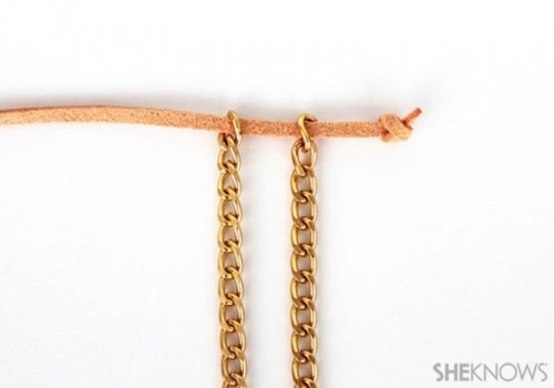 Cute DIY Spiral Chain And Suede Bracelet
