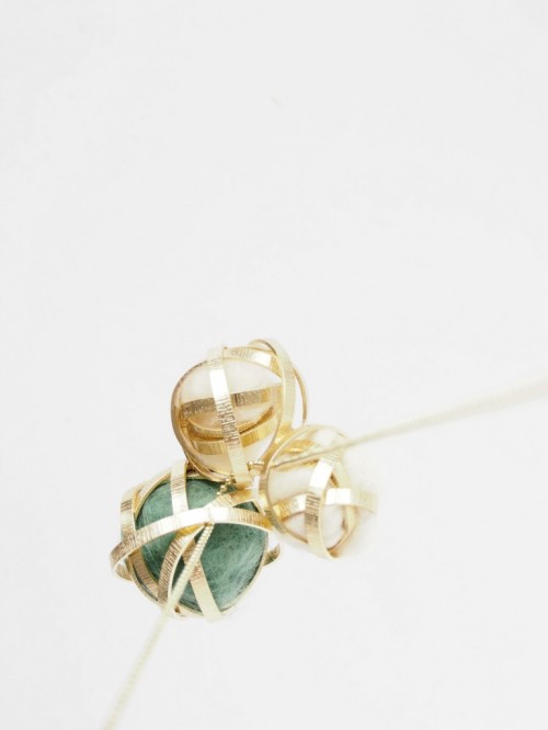 Delicate DIY Wire Felt Bead Necklace