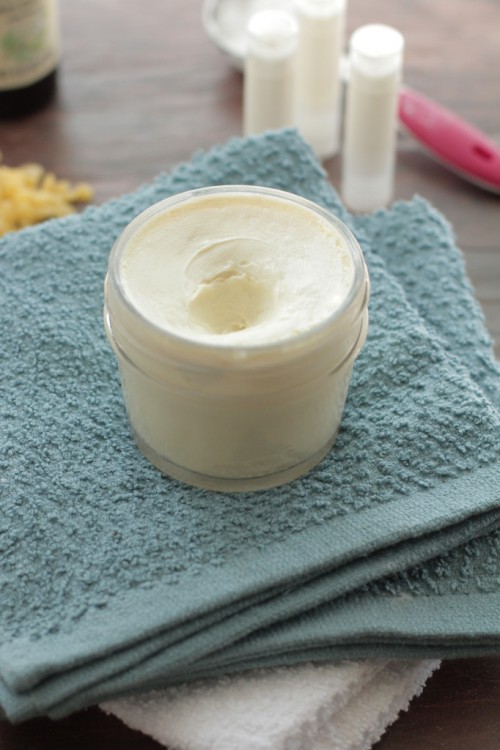 shea butter and beeswax sunscreen (via livesimply)