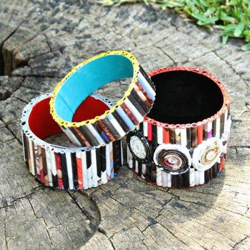 DIY Bold Recycled Magazine Bracelets