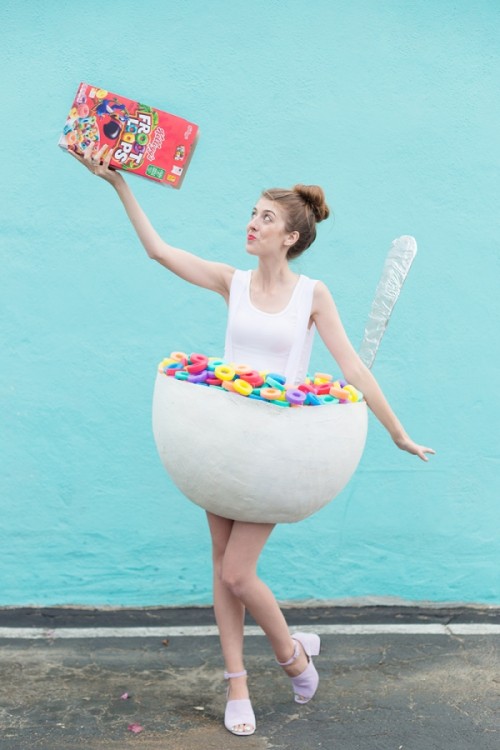 DIY Cereal Bowl Costume For Halloween