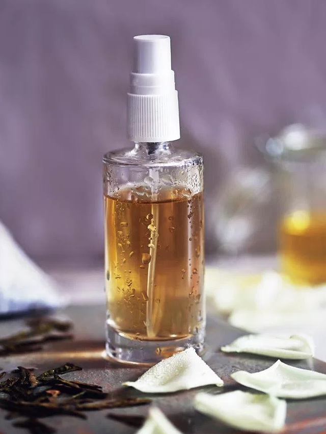 Picture Of diy green tea face mist that you can customize  1